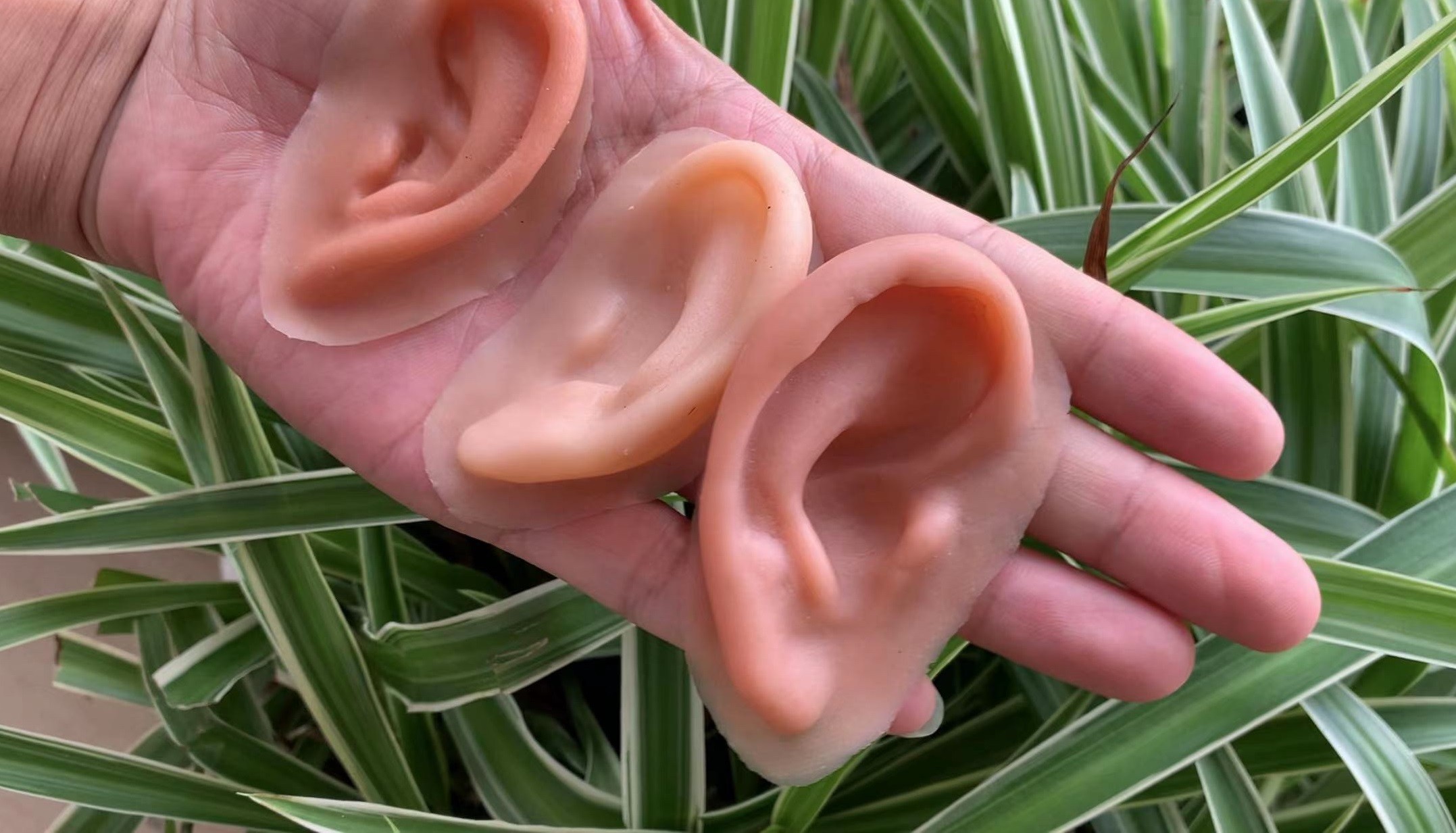 人體硅膠原料什么硬度比較好？