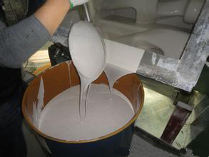 耐低溫模具硅膠能耐低溫多少度？